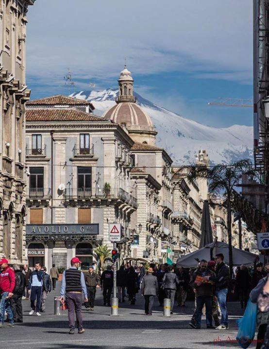 Geliro Apartment Catania Centro Buitenkant foto